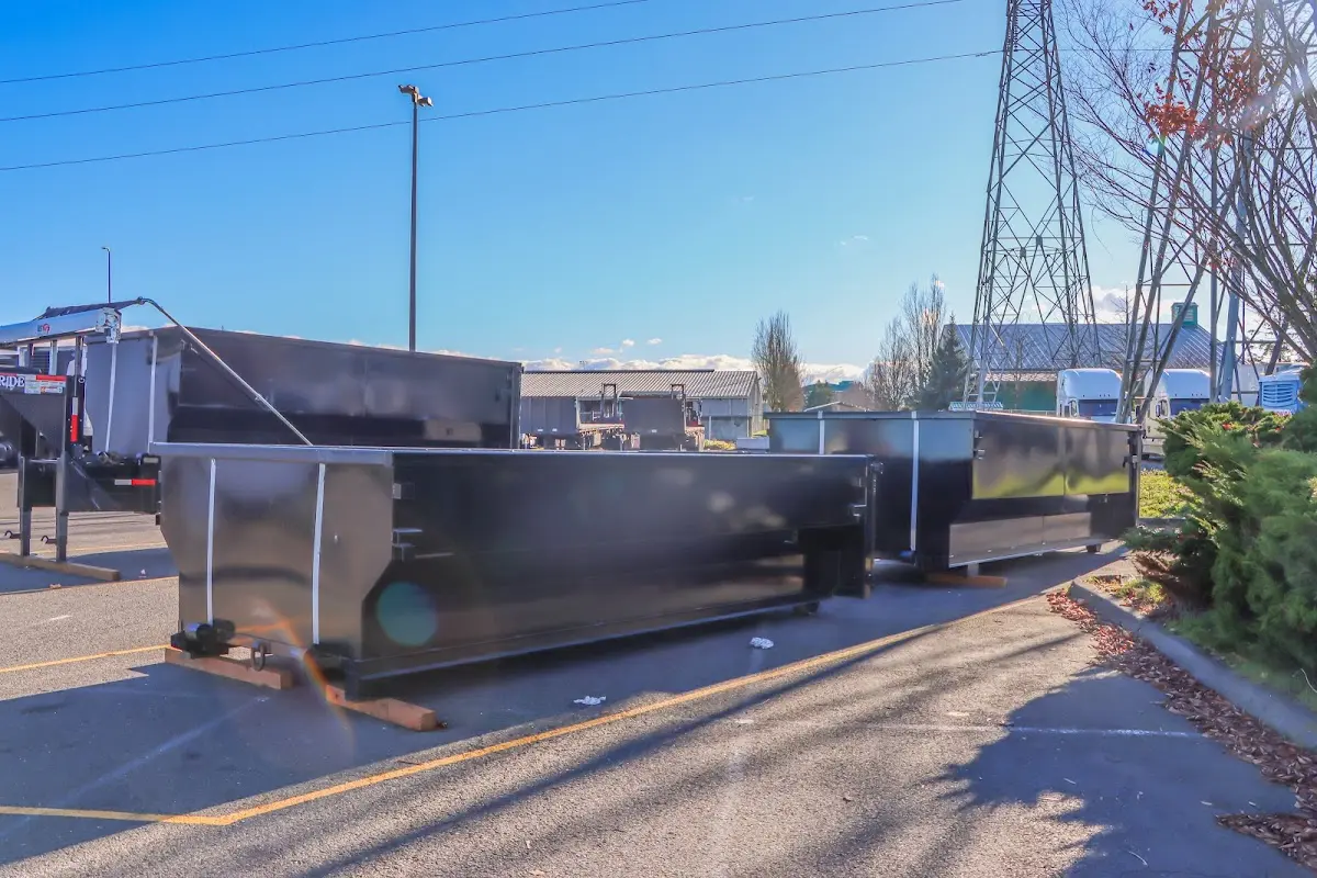 Professional dumpster rental and junk removal service in Pinecrest